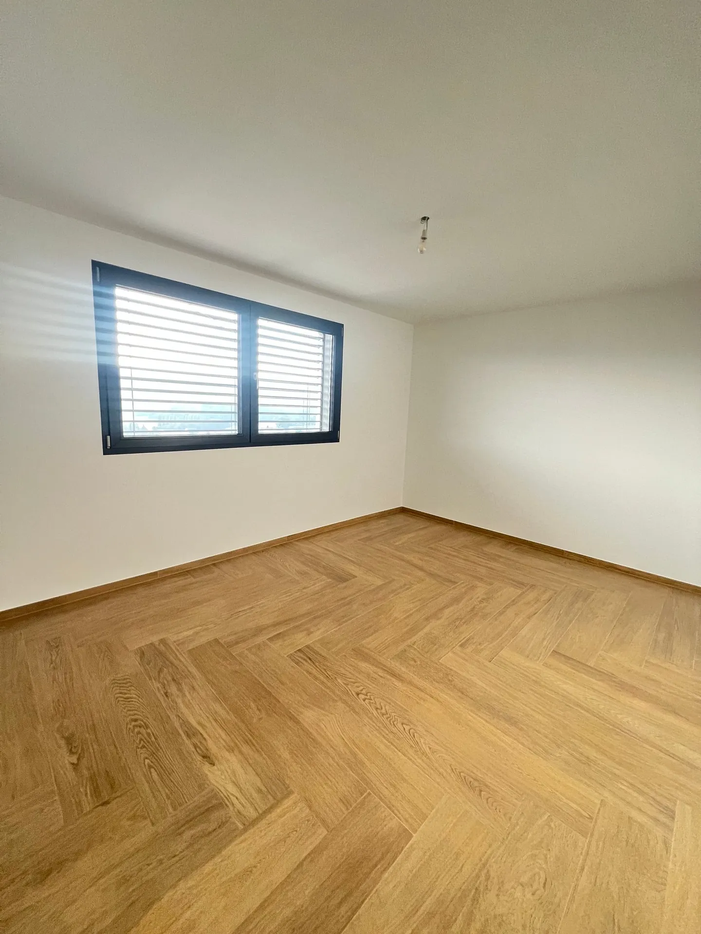 Modern Villa with Stunning Views - Photo 6 of 9