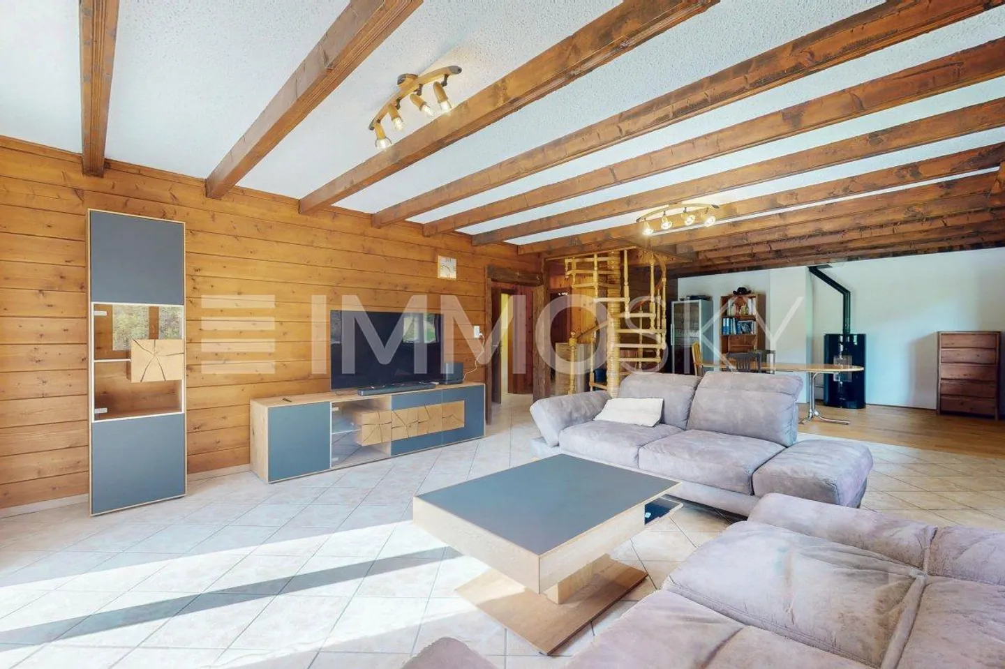 Bellissimo chalet con 7 camere a Troistorrents - Foto 1 di 5