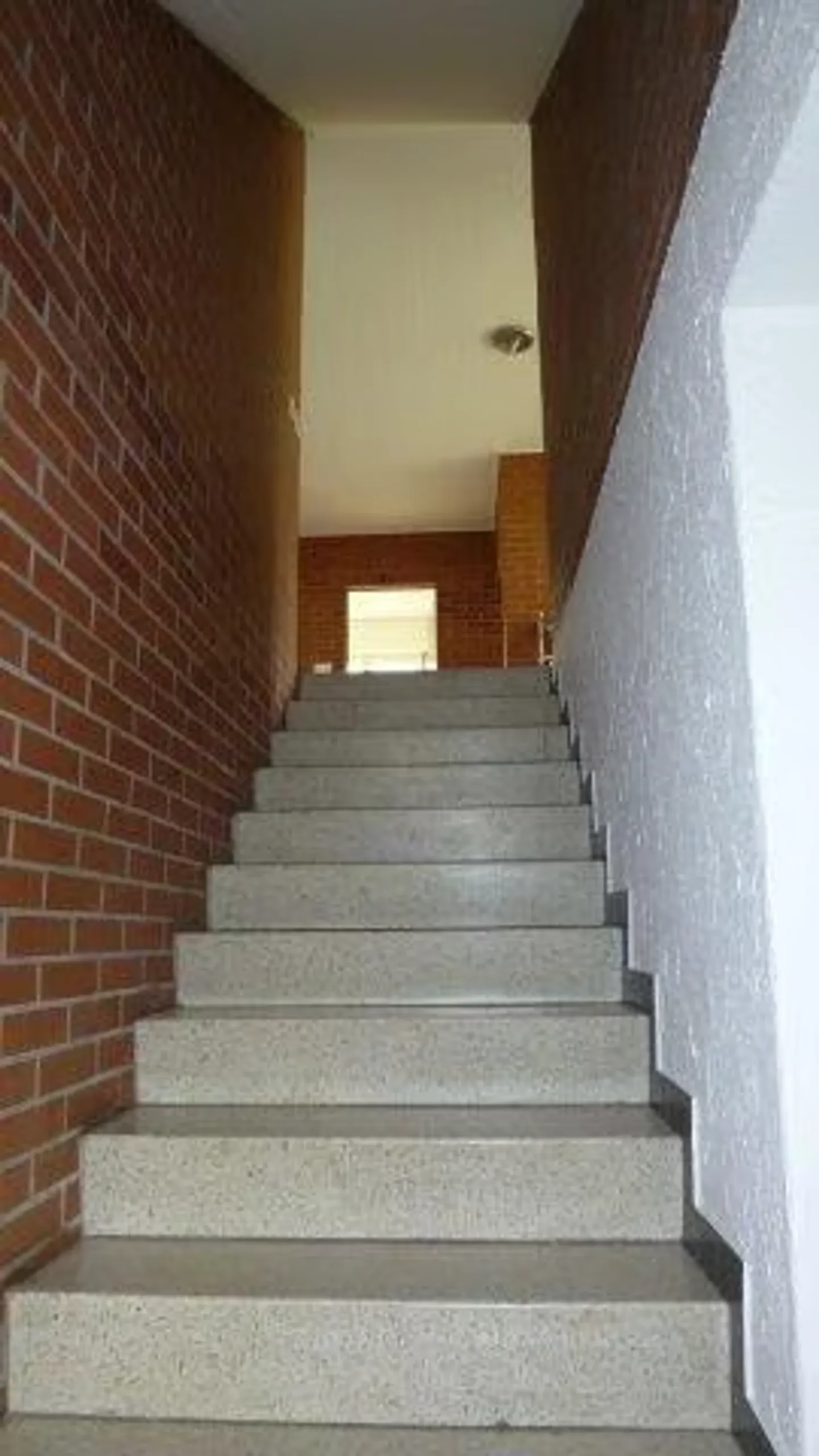 Charmante maison individuelle de 5,5 pièces à Embrach, limitée à un an - Photo 6 sur 49