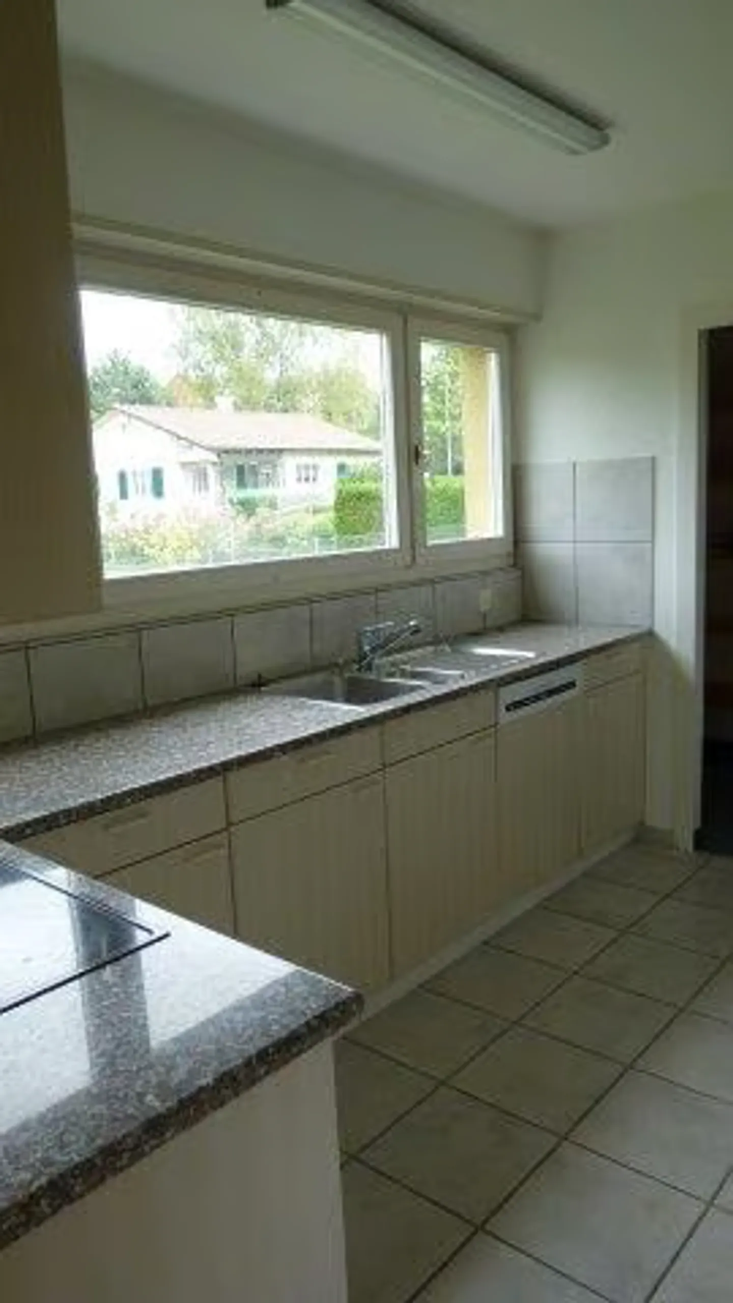 Charmante maison individuelle de 5,5 pièces à Embrach, limitée à un an - Photo 7 sur 49
