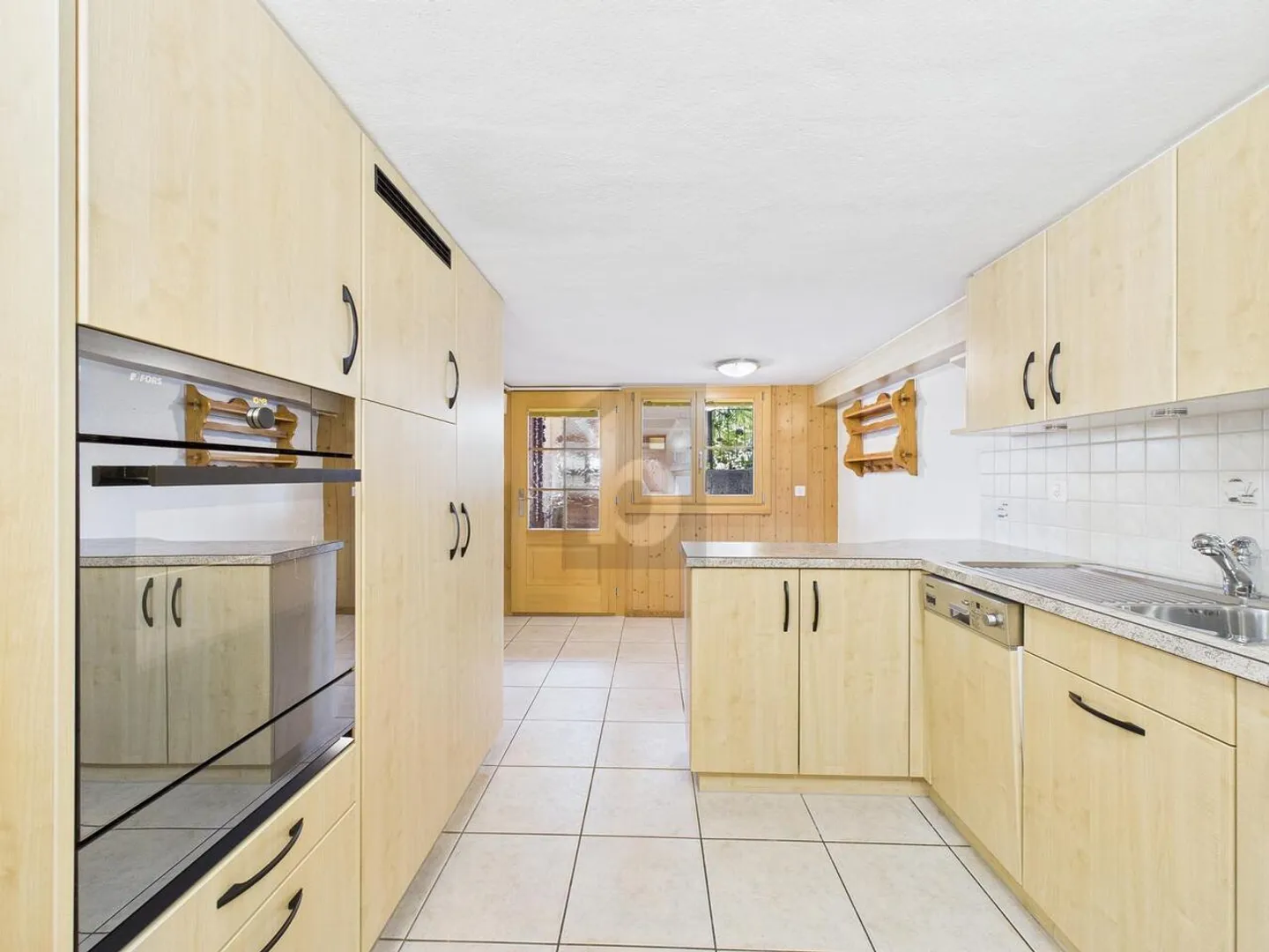 CENTRAL AND SPACIOUS - Photo 3 of 6