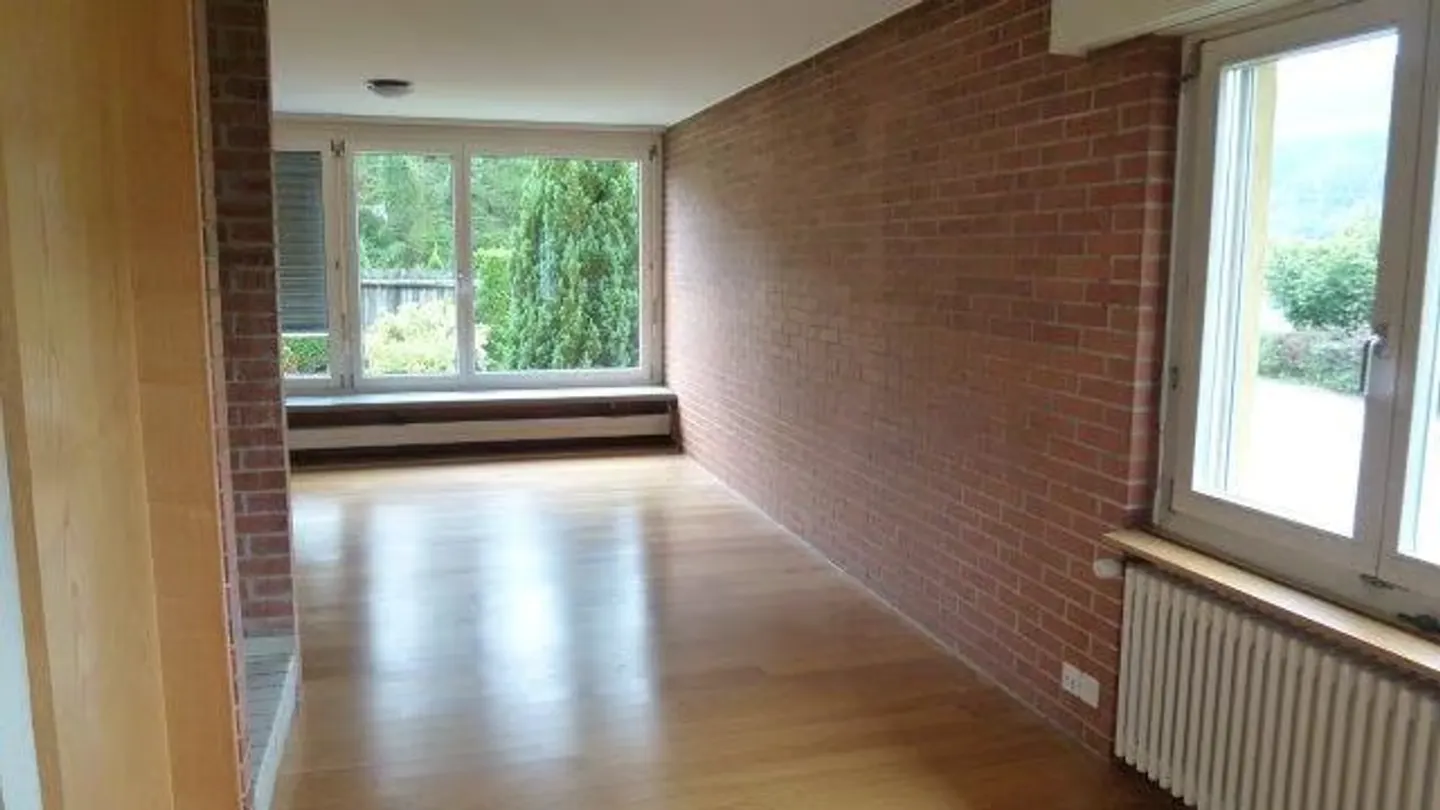 Charmante maison individuelle de 5,5 pièces à Embrach, limitée à un an - Photo 11 sur 49