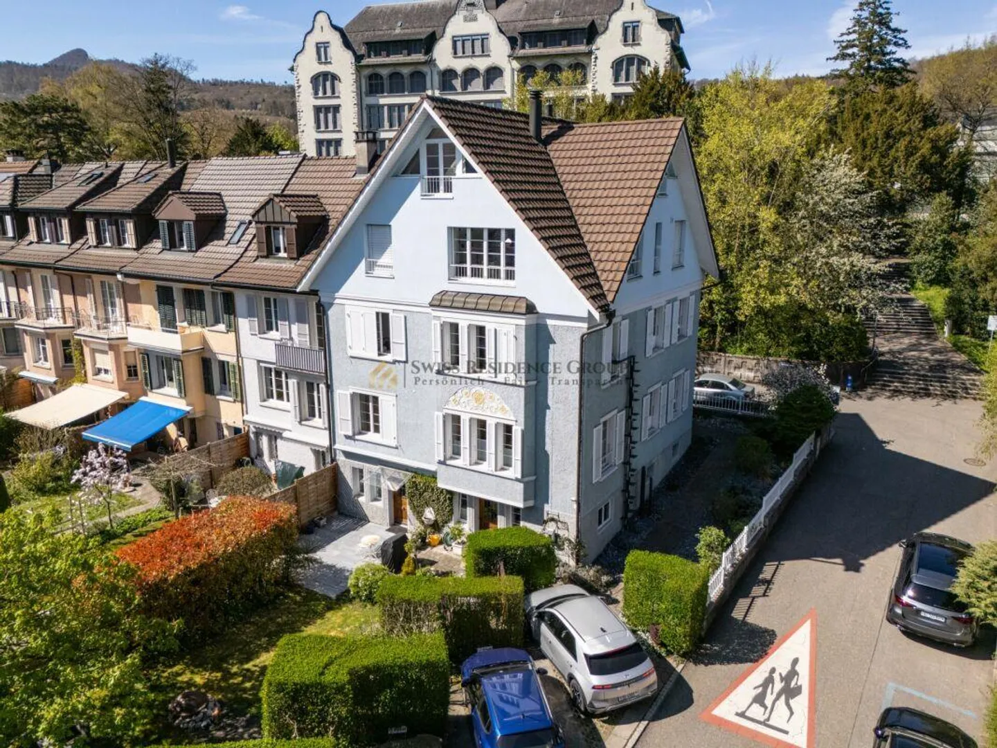 Affascinante casa plurifamiliare nel centro di Olten - Foto 1 di 30