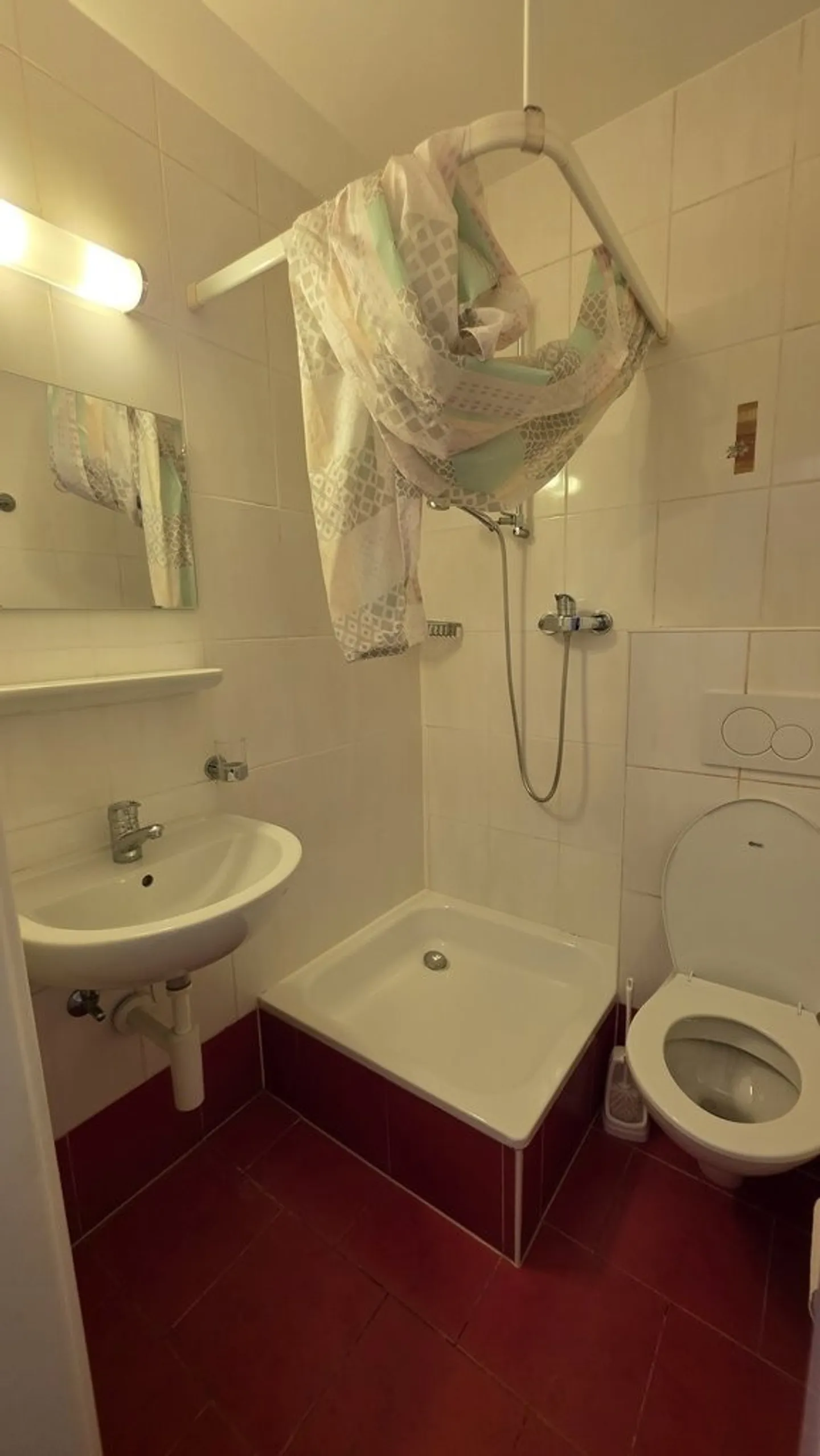 Piccolo studio ideale per studenti - Foto 3 di 4