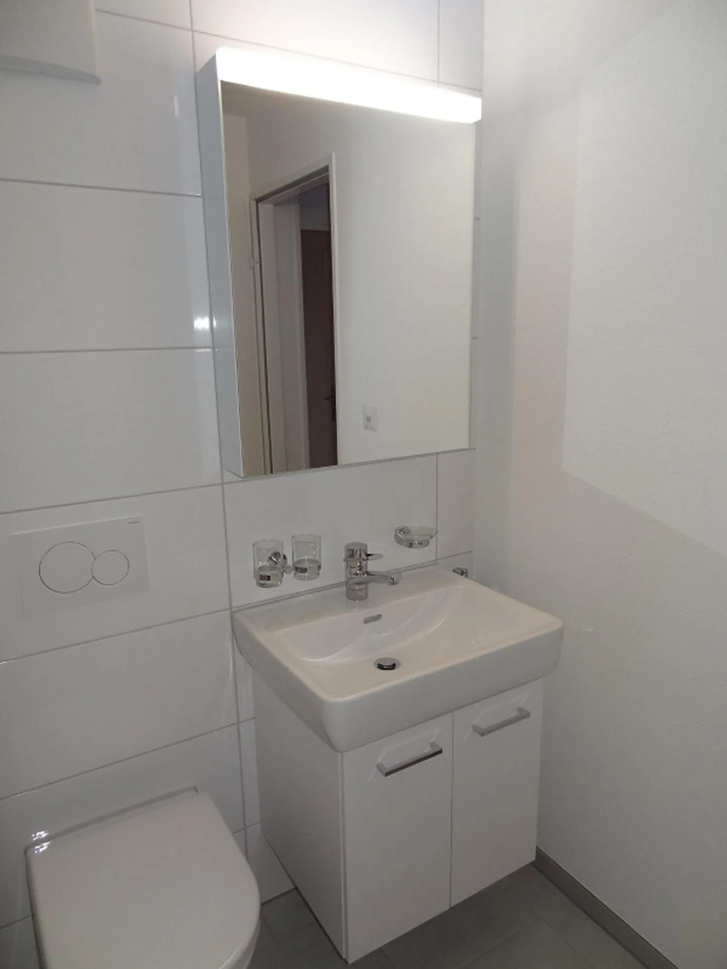 3.5 Zimmerwohnung in ruhig gelegener Überbauung im Grünen - Photo 2 of 10