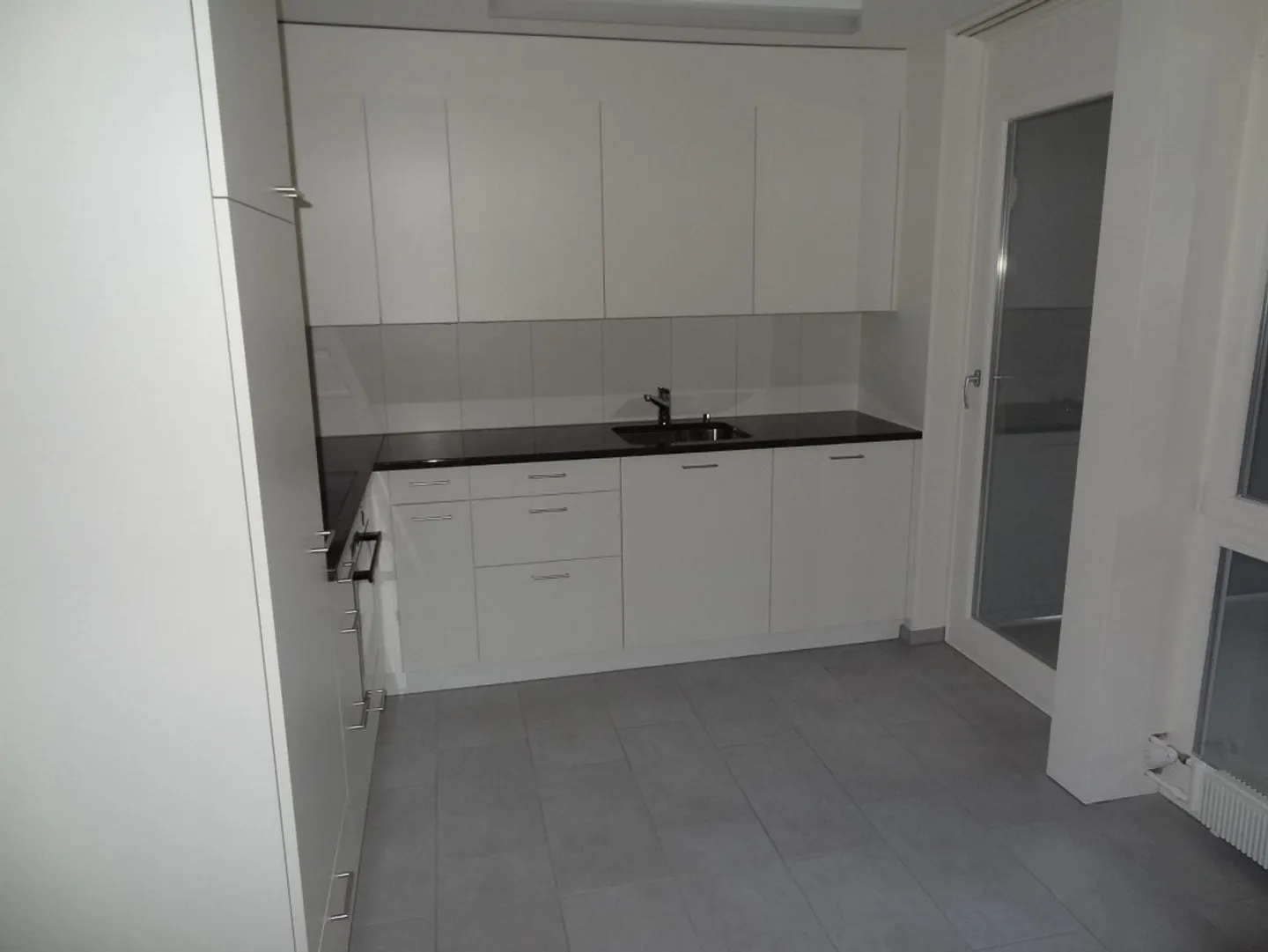 3.5 Zimmerwohnung in ruhig gelegener Überbauung im Grünen - Photo 4 of 10