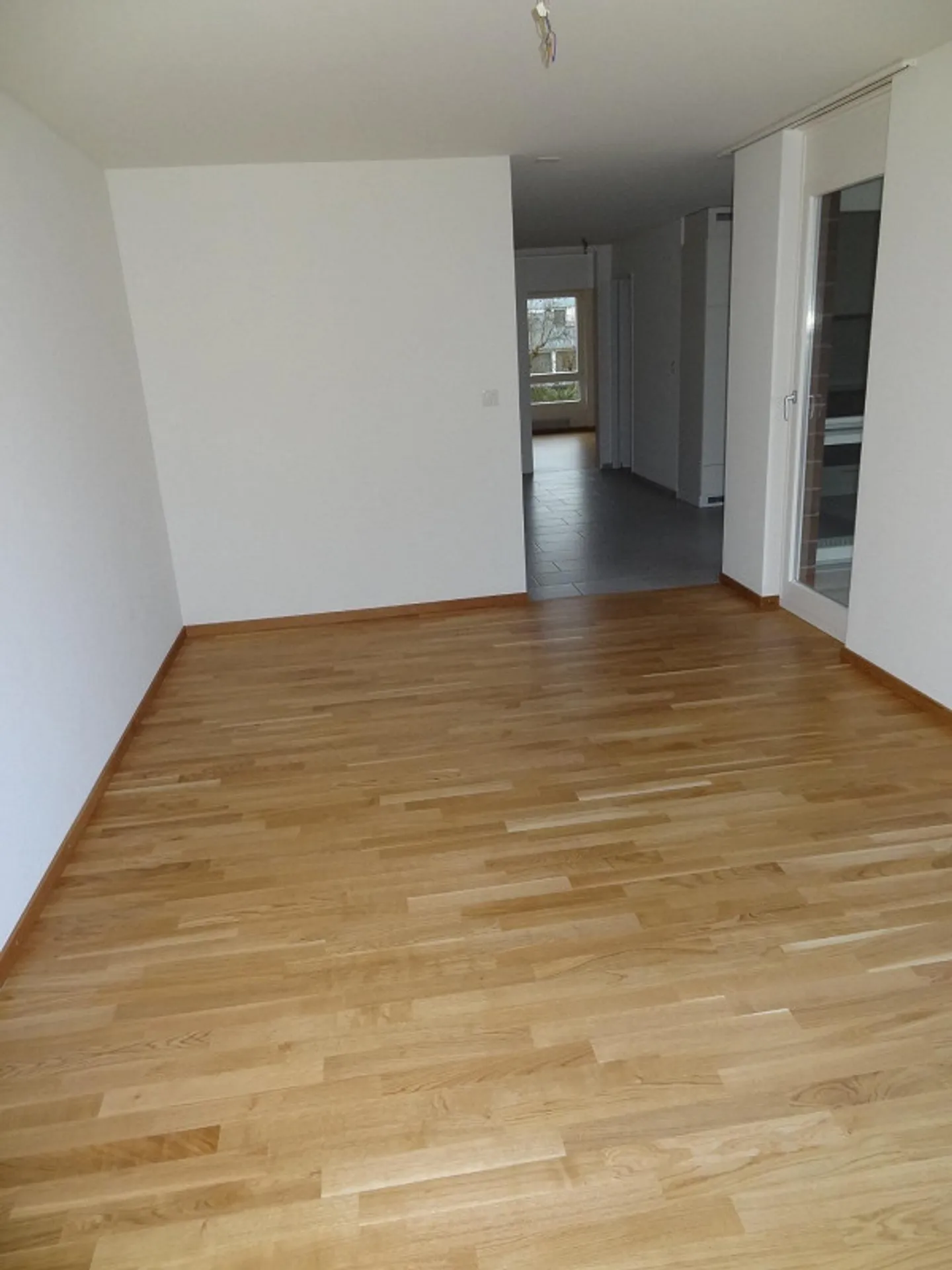 3.5 Zimmerwohnung in ruhig gelegener Überbauung im Grünen - Photo 6 of 10