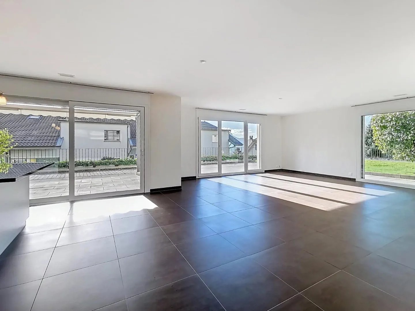 Superbo appartamento 3.5 con giardino, terrazza e vista sul lago - Foto 6 di 8