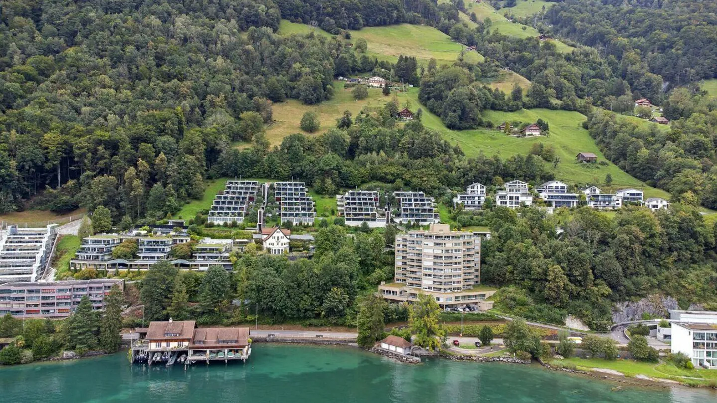 Loge above Lake Lucerne - Photo 10 of 11