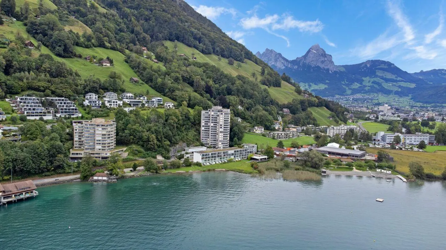 Loge above Lake Lucerne - Photo 11 of 11