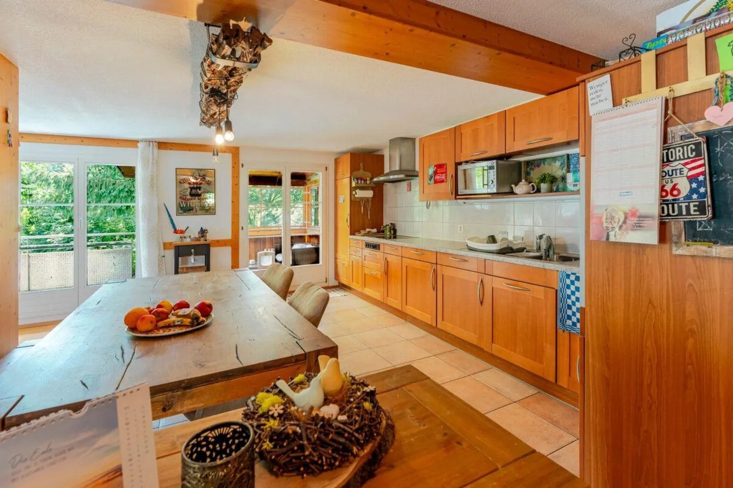 Farmhouse with 4 apartments and horse stable on spacious grounds - Photo 11 of 17