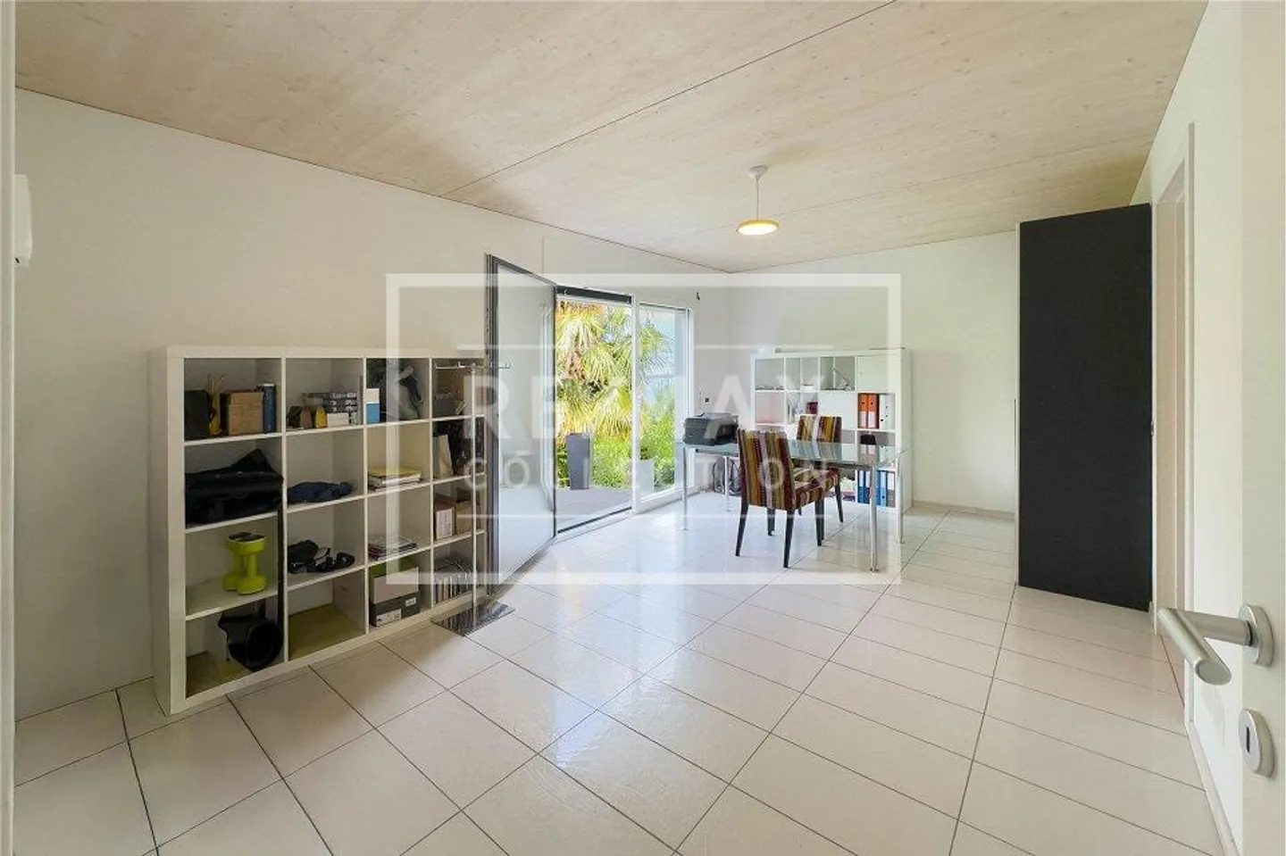 Modern 4.5 Room House - Photo 5 of 13