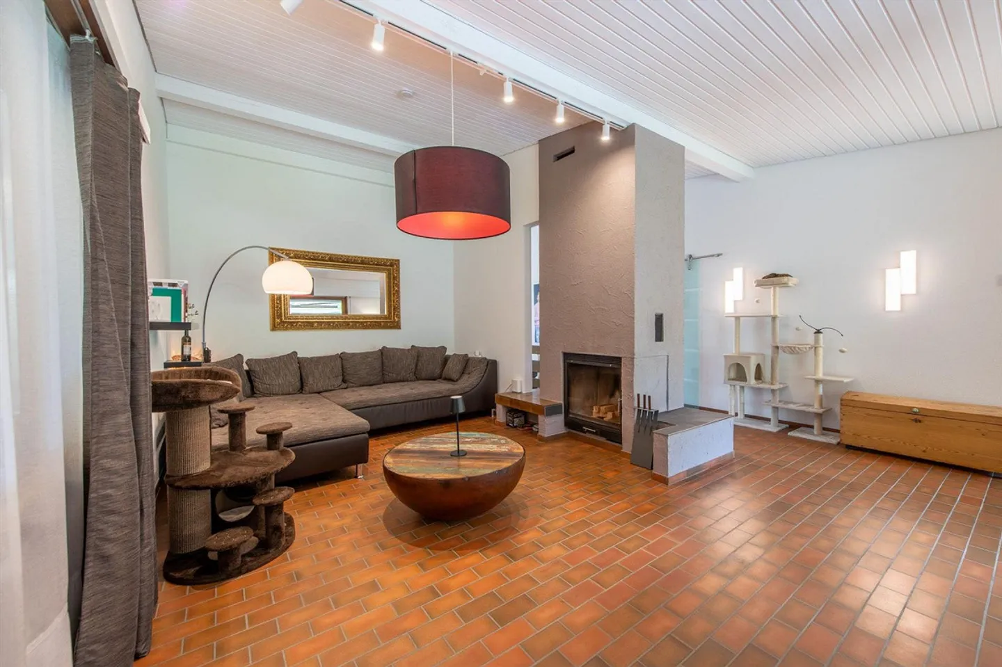 Vivere con potenziale: Casa esclusiva con estensione multifunzionale in tra... - Foto 2 di 13