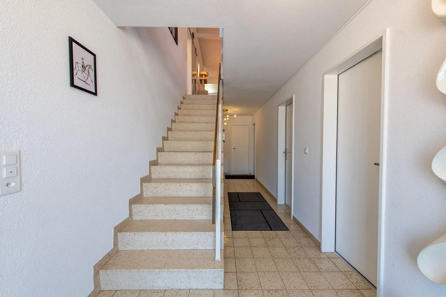Vivere con potenziale: Casa esclusiva con estensione multifunzionale in tra... - Foto 8 di 13