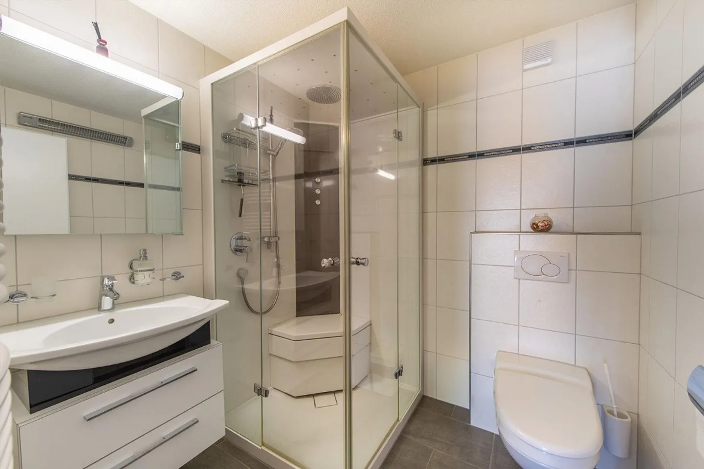Vivere con potenziale: Casa esclusiva con estensione multifunzionale in tra... - Foto 10 di 13