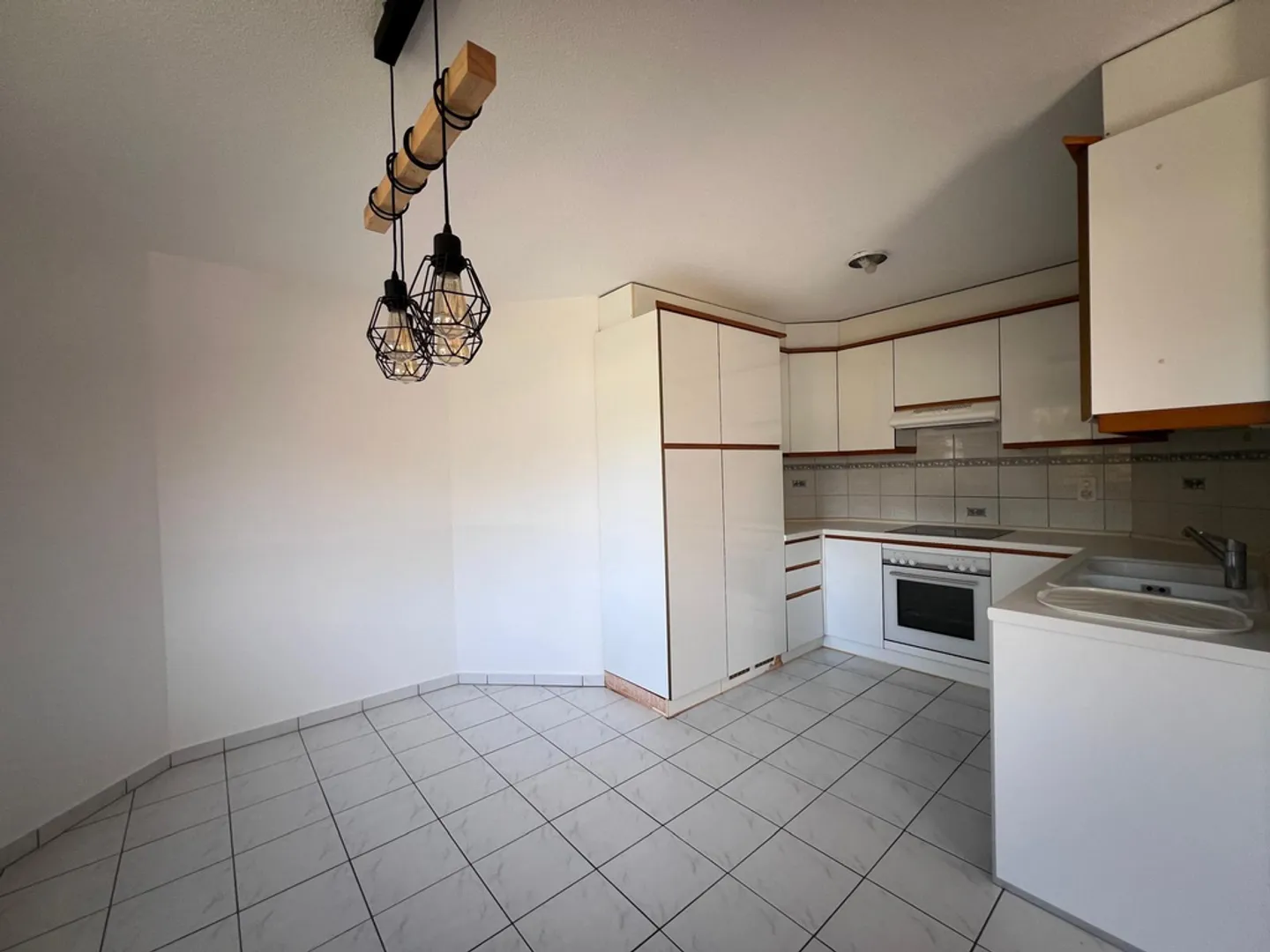 Appartement à louer - Photo 2 sur 8