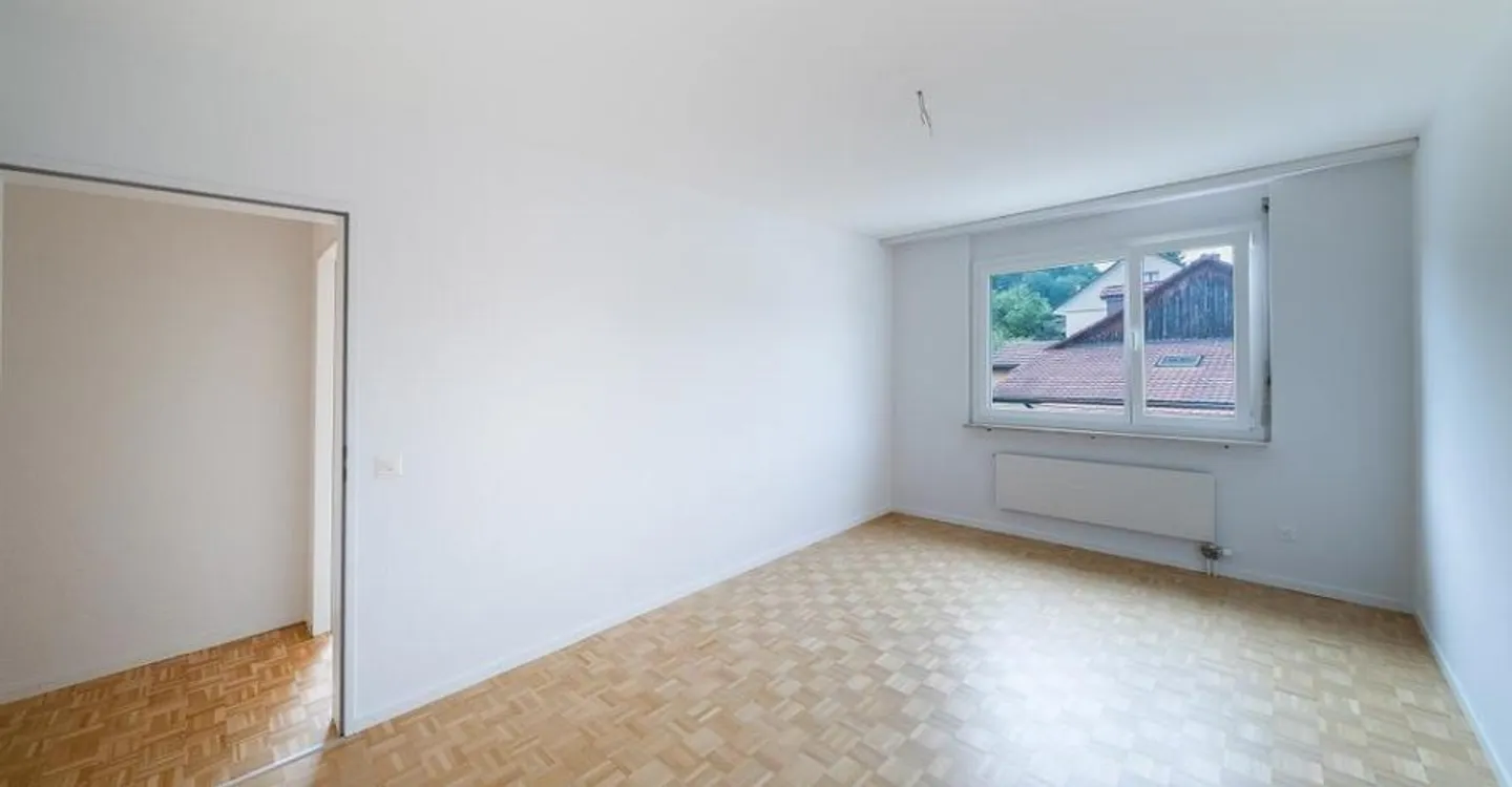 Light-flooded apartment with fireplace - Photo 7 of 8