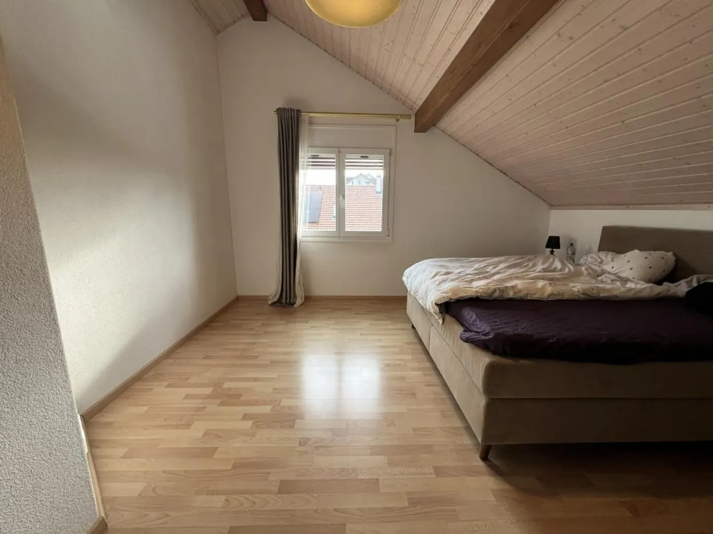 Detached house with 5.5 rooms and swimming pool - Photo 8 of 13