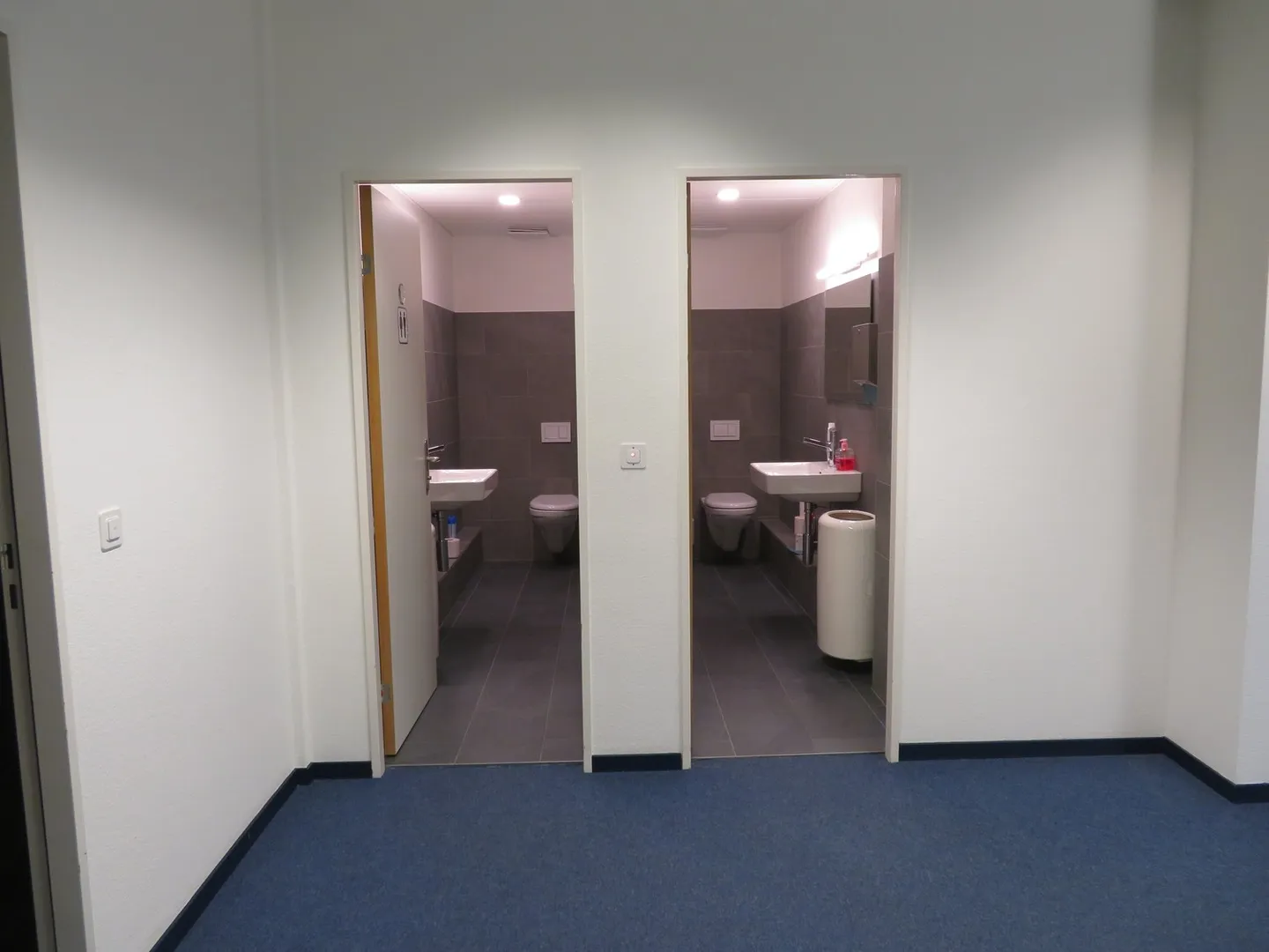 Offices for rent - Photo 7 of 7