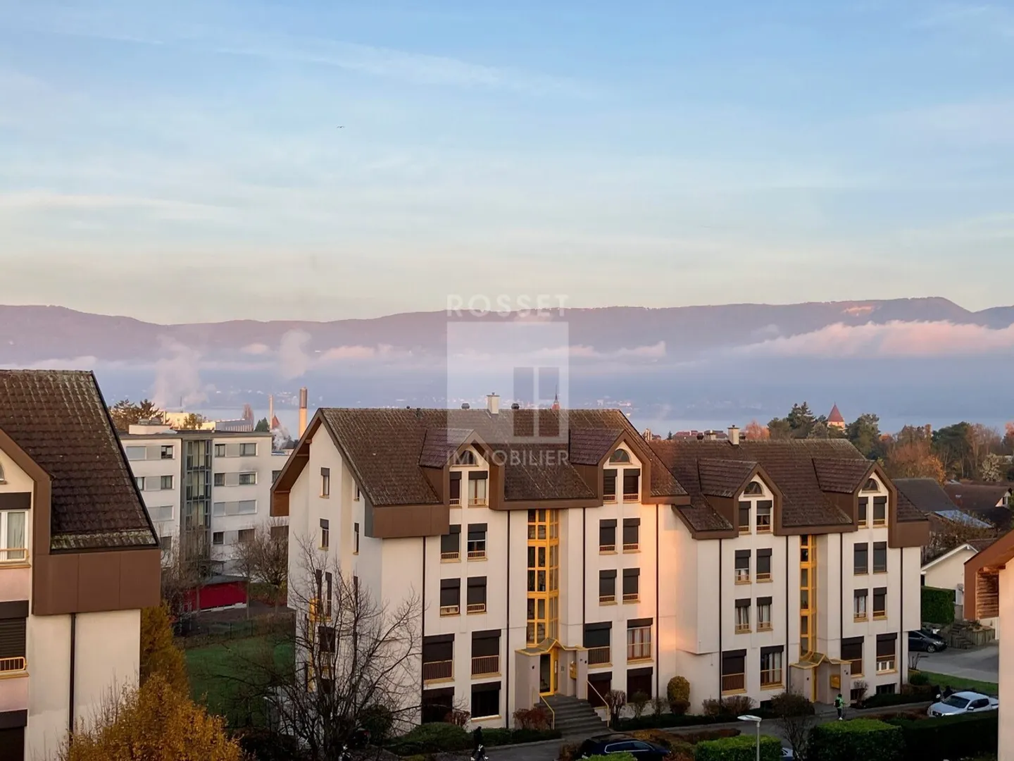 Apartment for rent - Photo 1 of 5