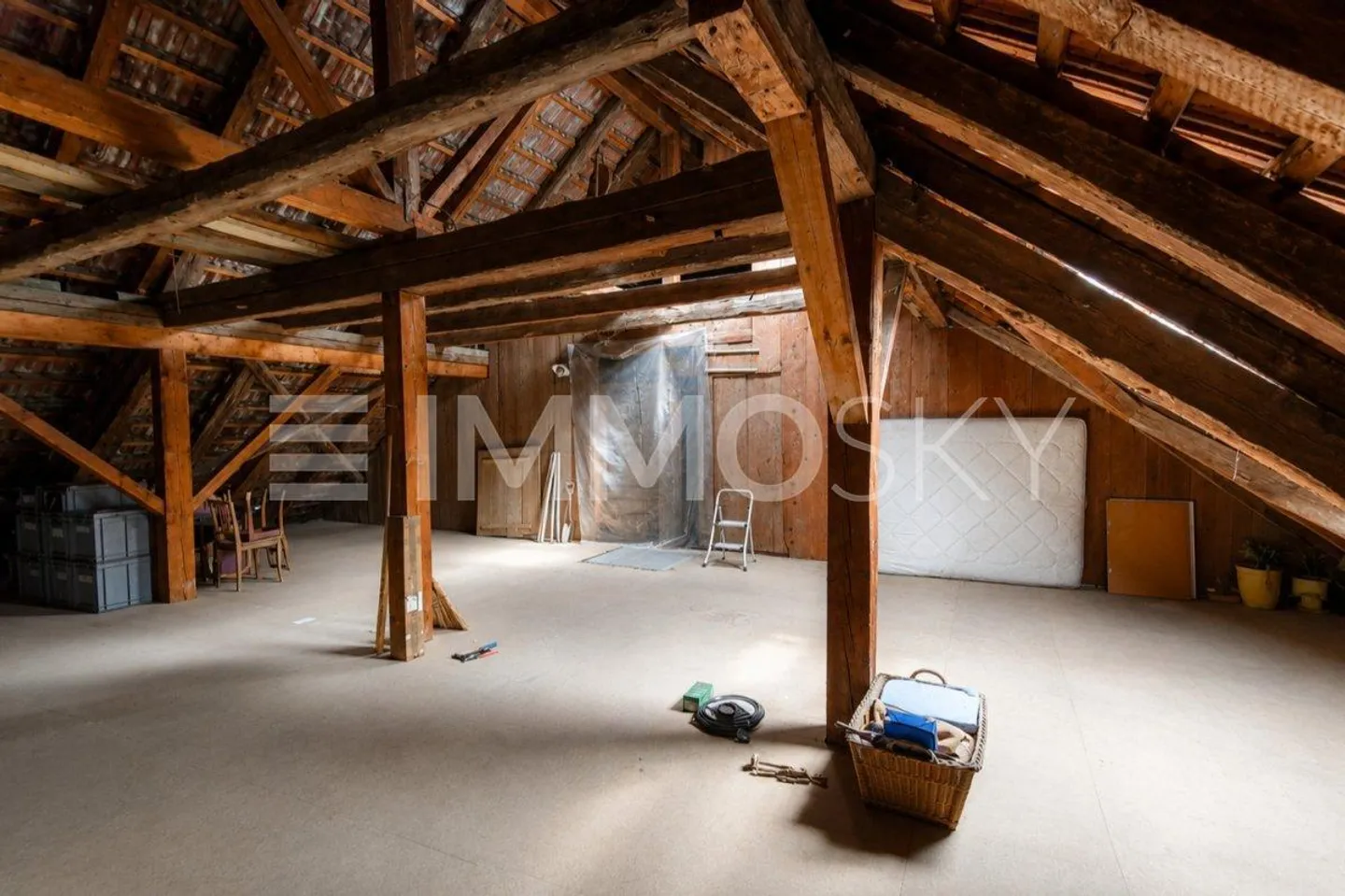 Ici, vous trouverez beaucoup d'espace avec un potentiel de développement ! - Photo 4 sur 5