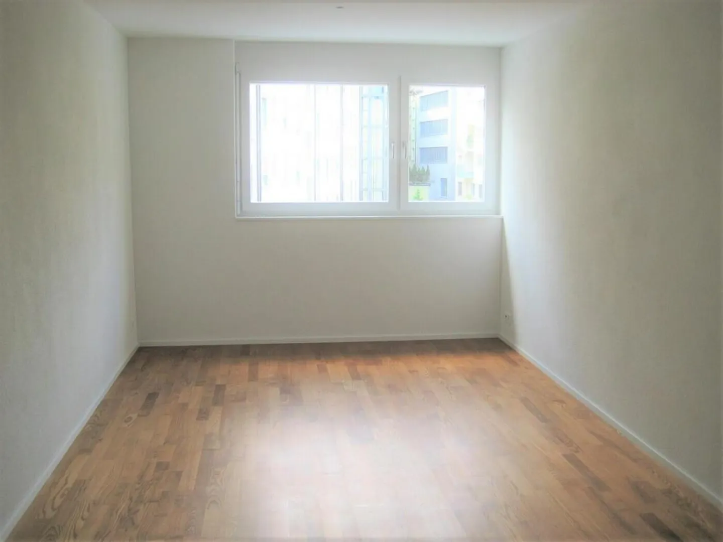 Moderne 4.5 Zimmerwohnung - Foto 6 von 7