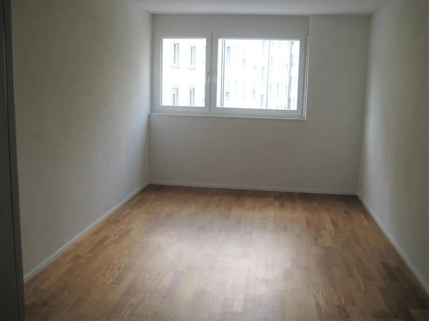 Moderne 4.5 Zimmerwohnung - Foto 7 von 7