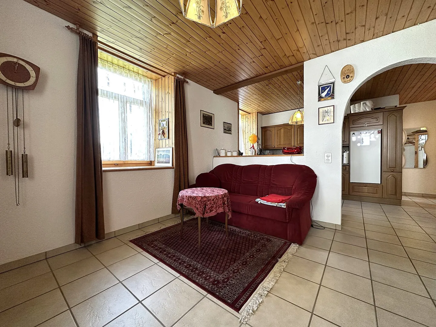 Appartement 2,5 pièces directement à la gare de Linthal - Photo 3 sur 7