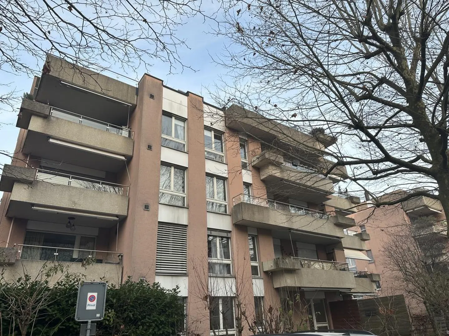 Appartement lumineux de 4,5 pièces au rez-de-chaussée avec terrasse - Photo 12 sur 12