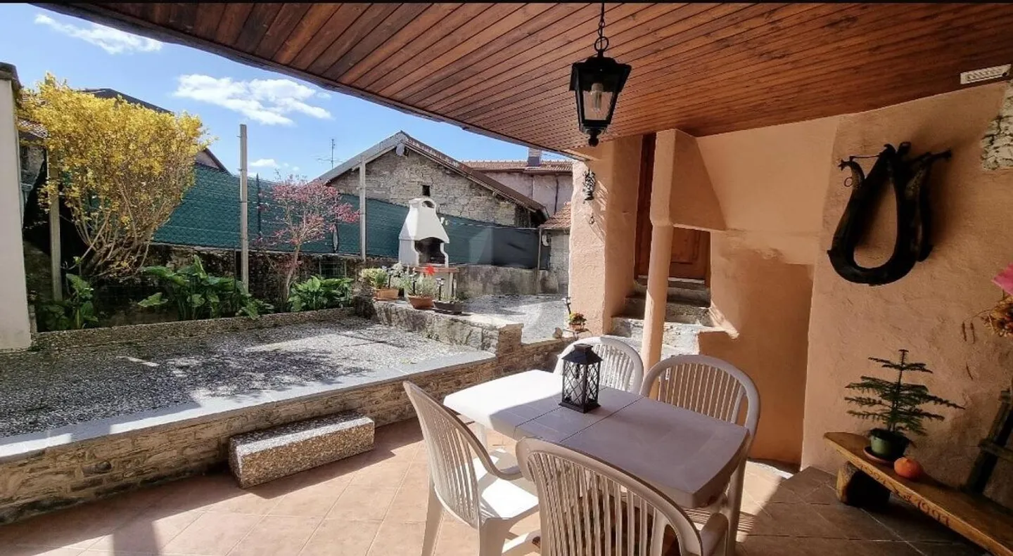 Casa Spaziosa in Zona Tranquilla - Foto 2 di 5