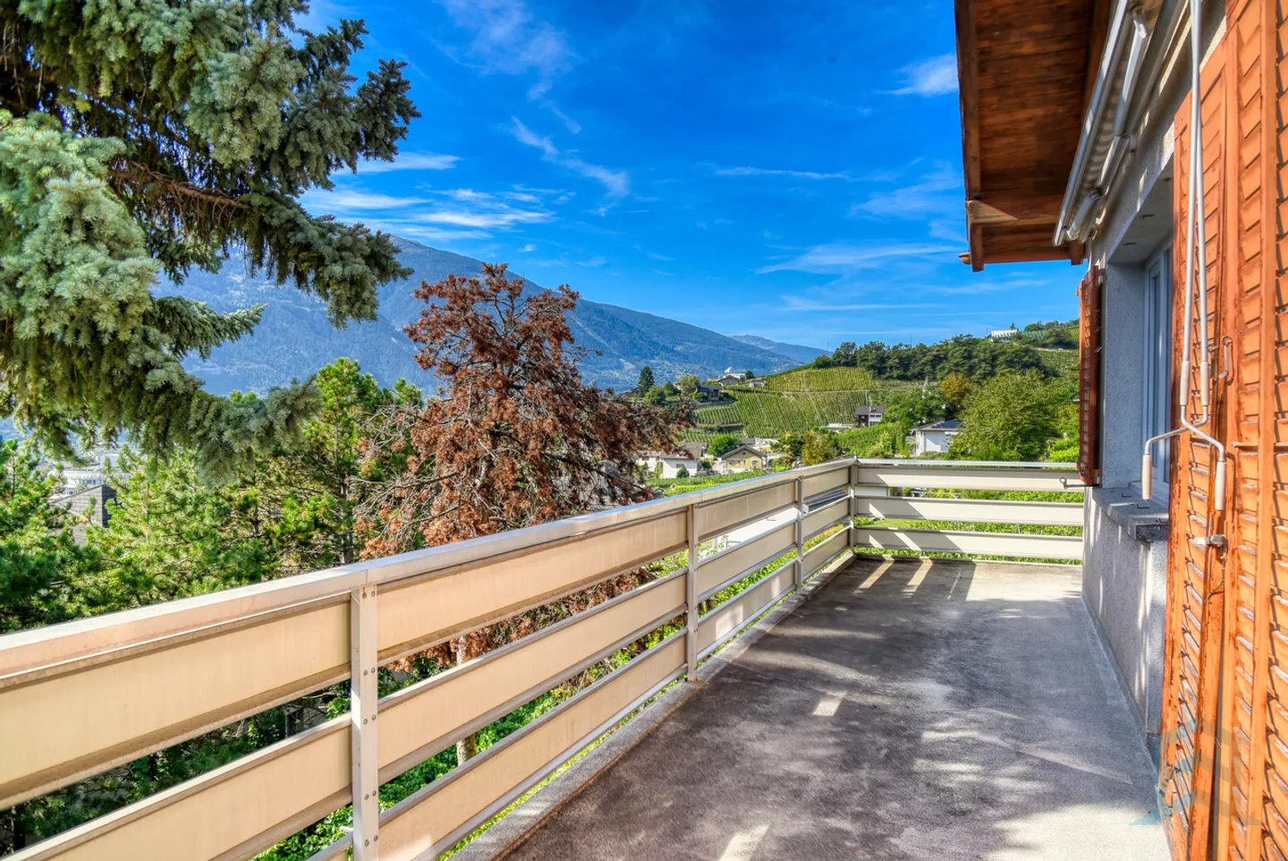 «EXKLUSIV Charmantes Haus mit 2 Einheiten im Herzen der Weinberge von Sierre» - Foto 12 von 15