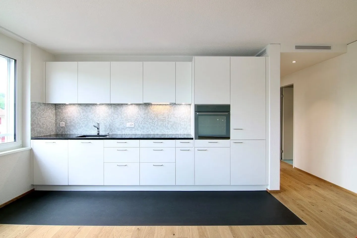 Living in Nature, Working in the Capital - Photo 1 of 7