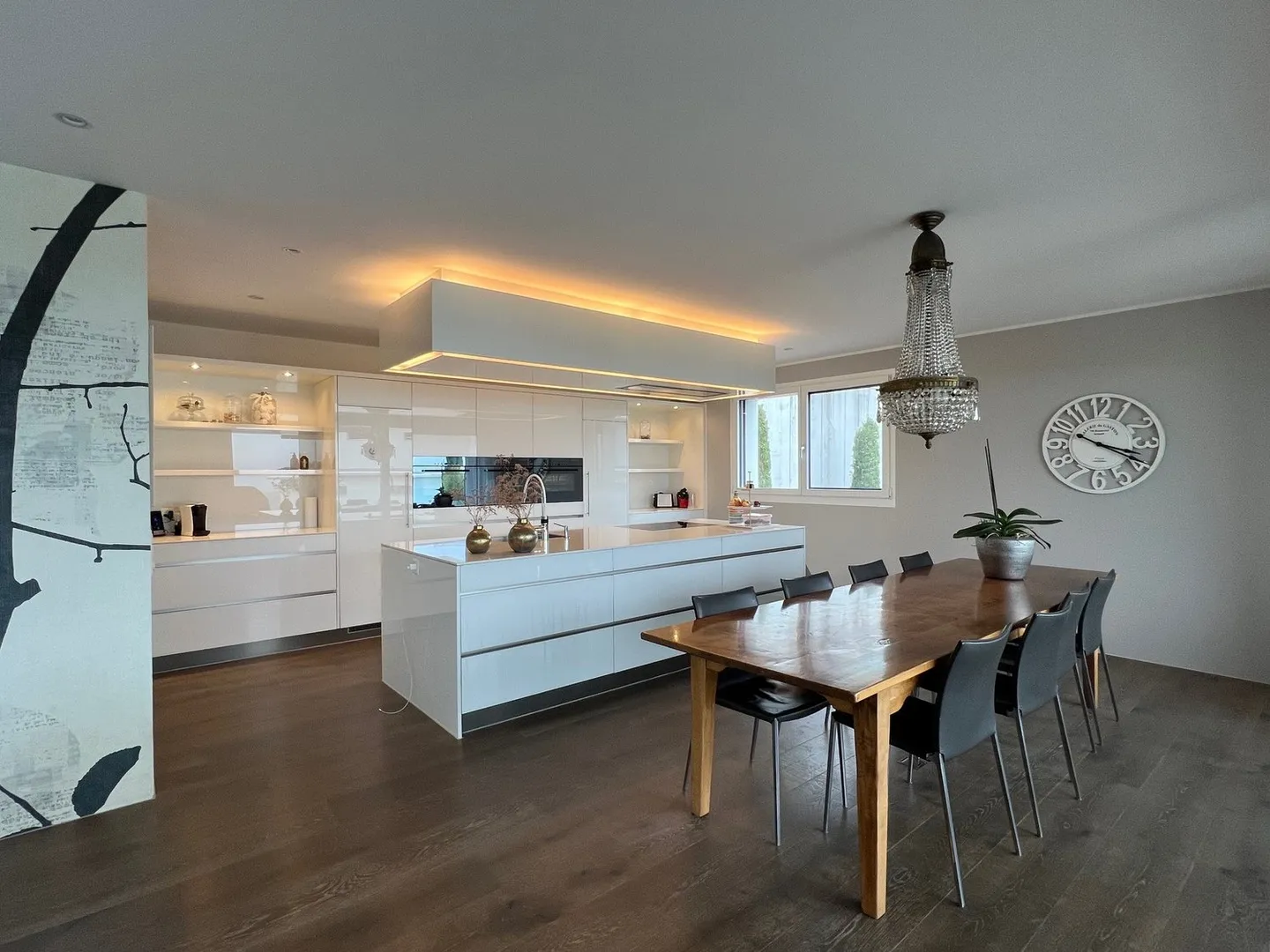 Luxuriöses Familienhaus in Oberwil-Lieli - Foto 2 von 23