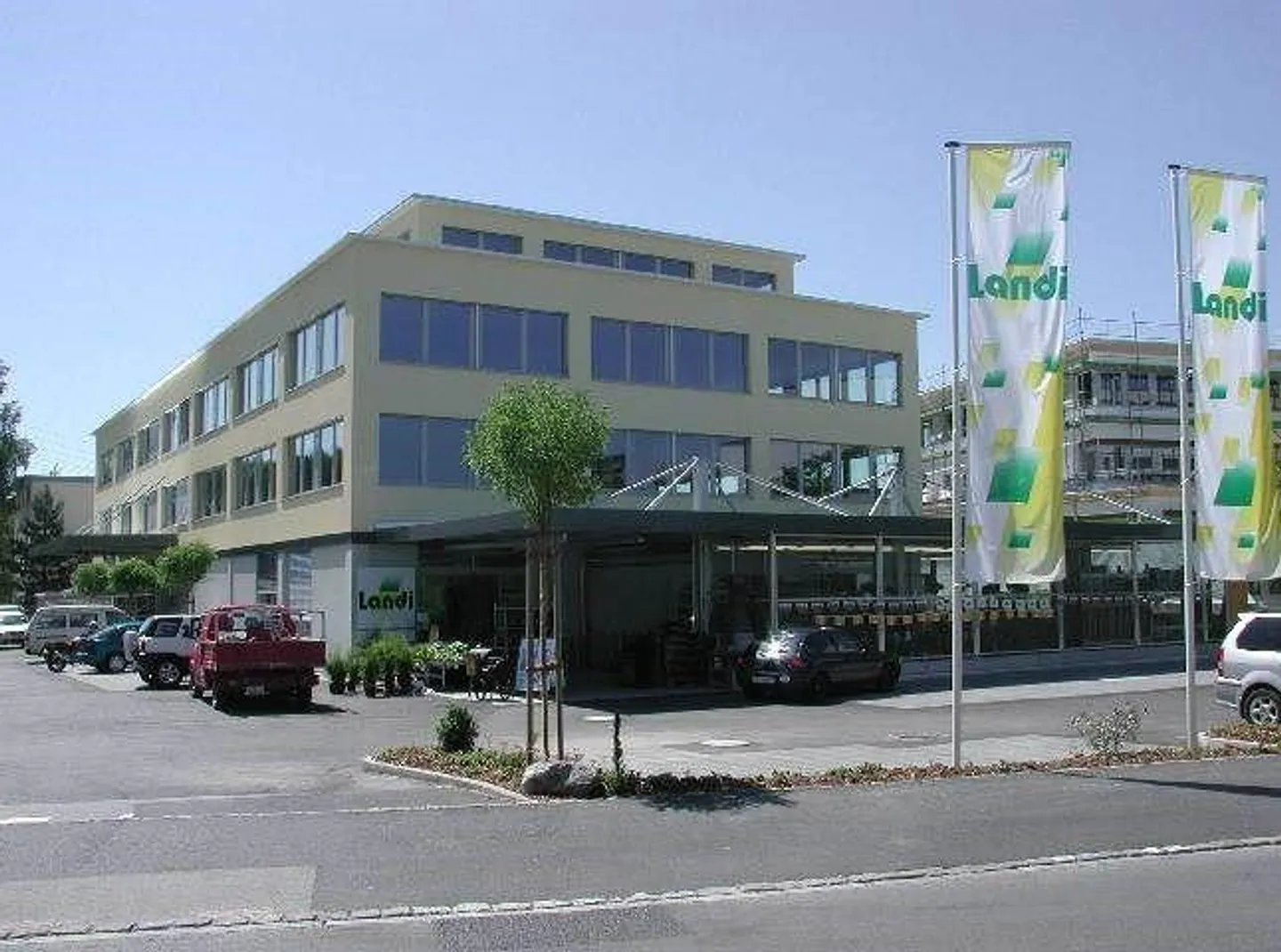 25m2 Office Space - Photo 1 of 5