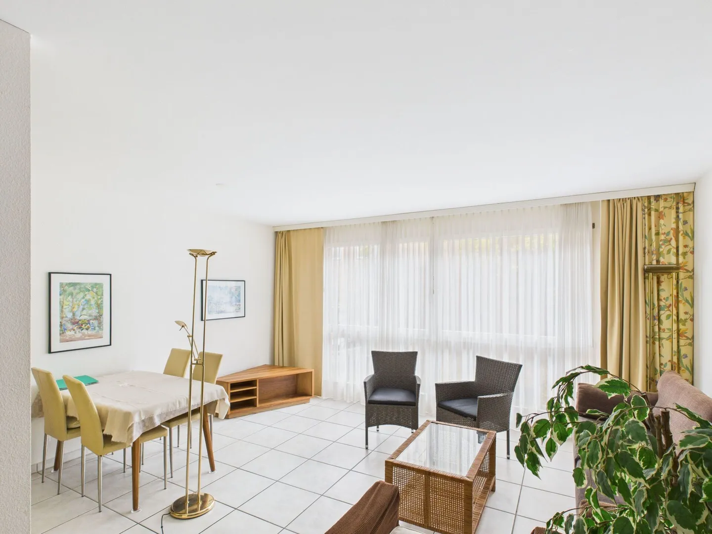 Moderno appartamento di 2,5 stanze con balcone a Basilea - Foto 6 di 10