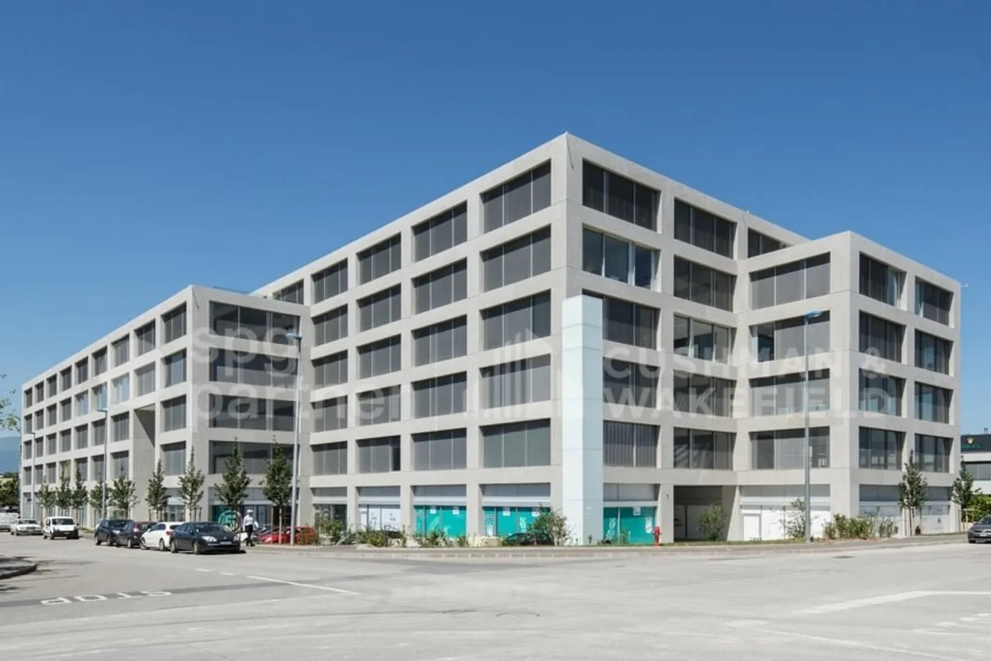 TEMPO - Hochtechnologische Oberflächen in zeitgemäßem Gebäude, das BREEAM und MINERGIE zertifiziert ist - Foto 3 von 6