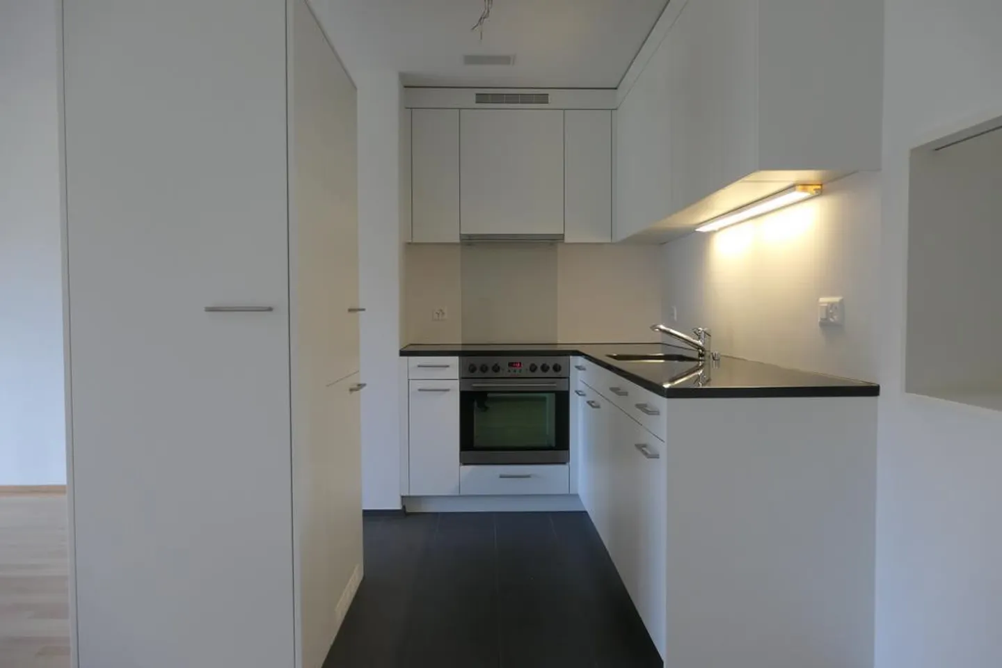 Helle 2.5-Zimmerwohnung - Foto 2 von 10