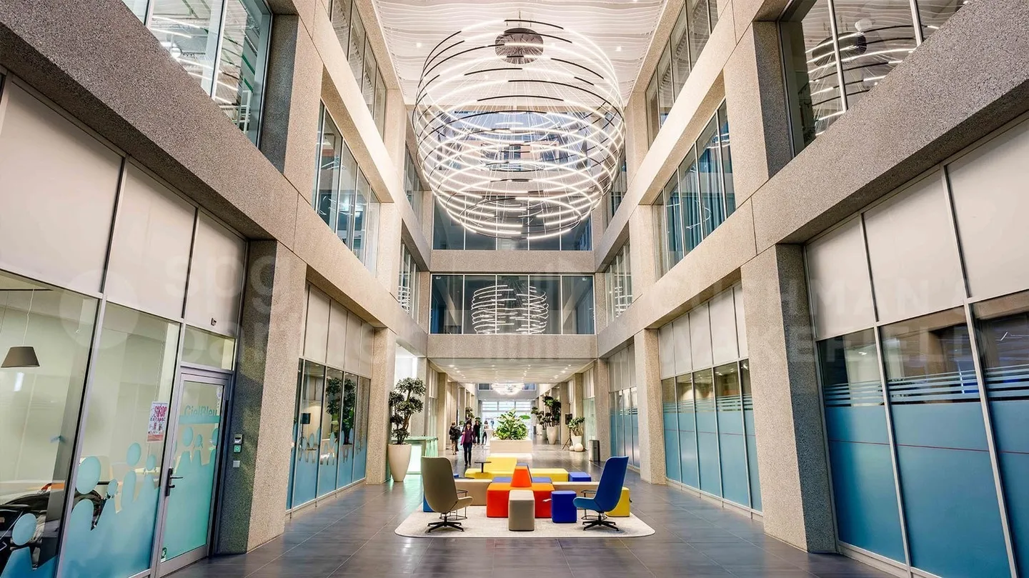 TEMPO - Hochtechnologische Oberflächen in zeitgemäßem Gebäude, das BREEAM und MINERGIE zertifiziert ist - Foto 5 von 6