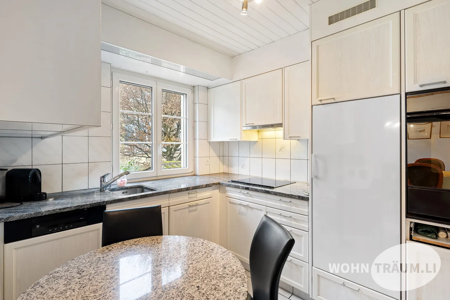 Casa unifamiliare di charme con potenziale - Foto 9 di 13