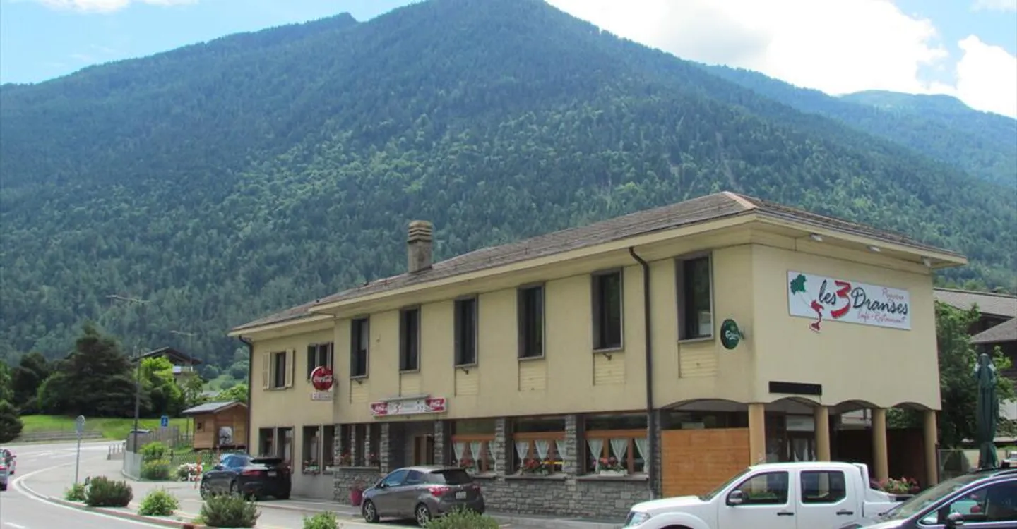 Restaurant avec Appartement - Photo 3 sur 6