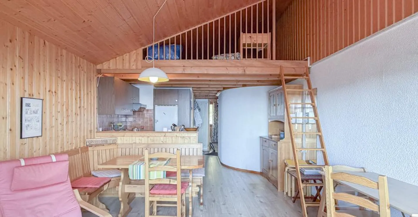 Appartement PPE de 2.5 pces avec balcon et galerie Splendide vue - Foto 1 di 13