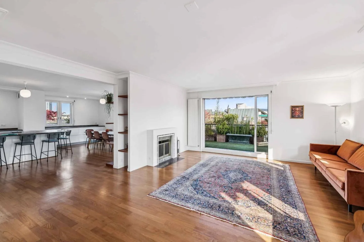 Superbe Attique avec Terrasse - Photo 5 sur 11