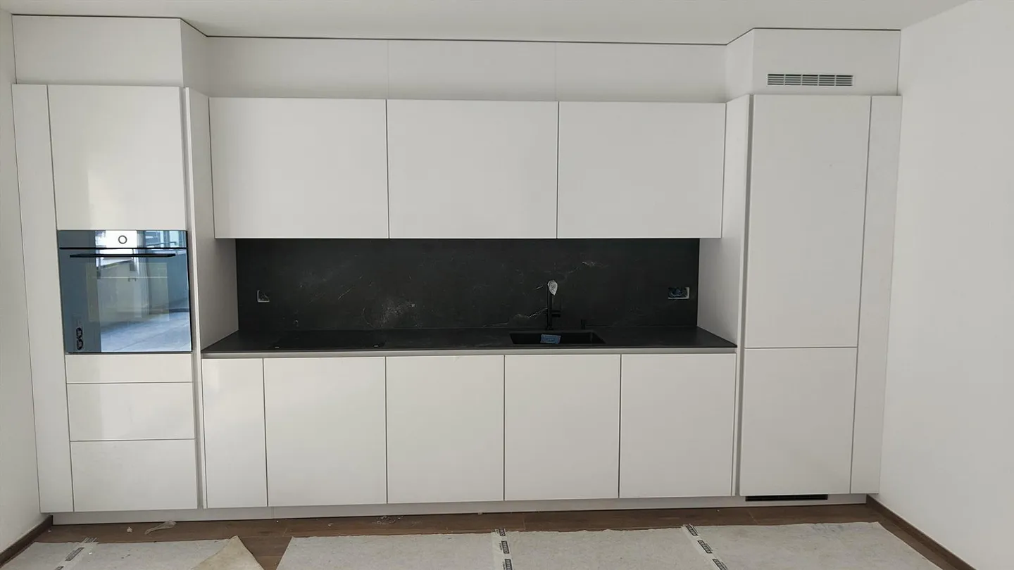 Splendide penthouse 2.5 pièces à Sant'Antonino - Photo 5 sur 17