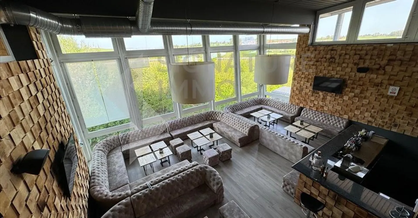 Immeuble mixte à louer - Photo 1 sur 11