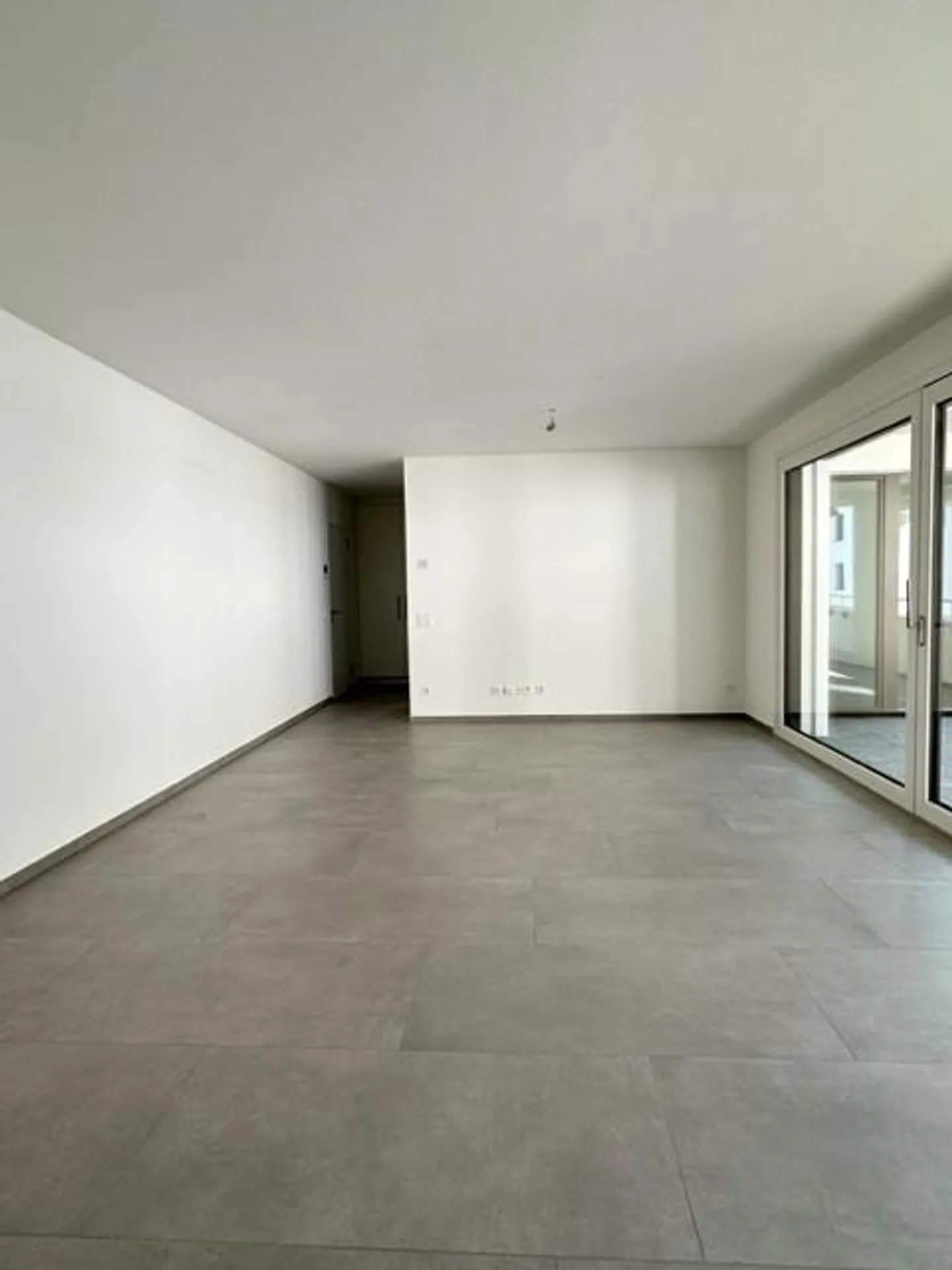 Splendide penthouse 2.5 pièces à Sant'Antonino - Photo 6 sur 17