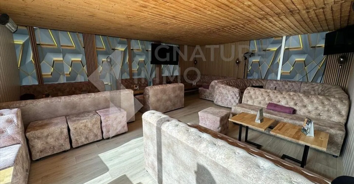 Immeuble mixte à louer - Photo 8 sur 11