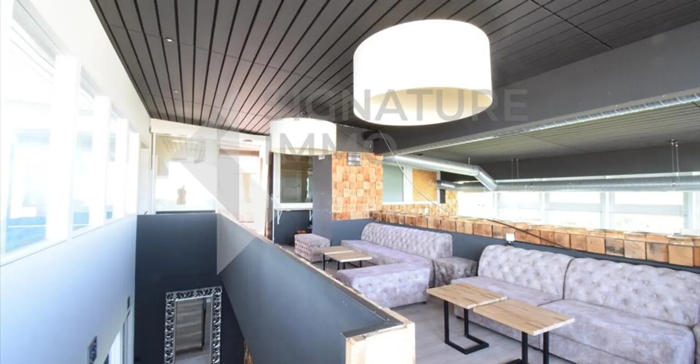 Immeuble mixte à louer - Photo 9 sur 11