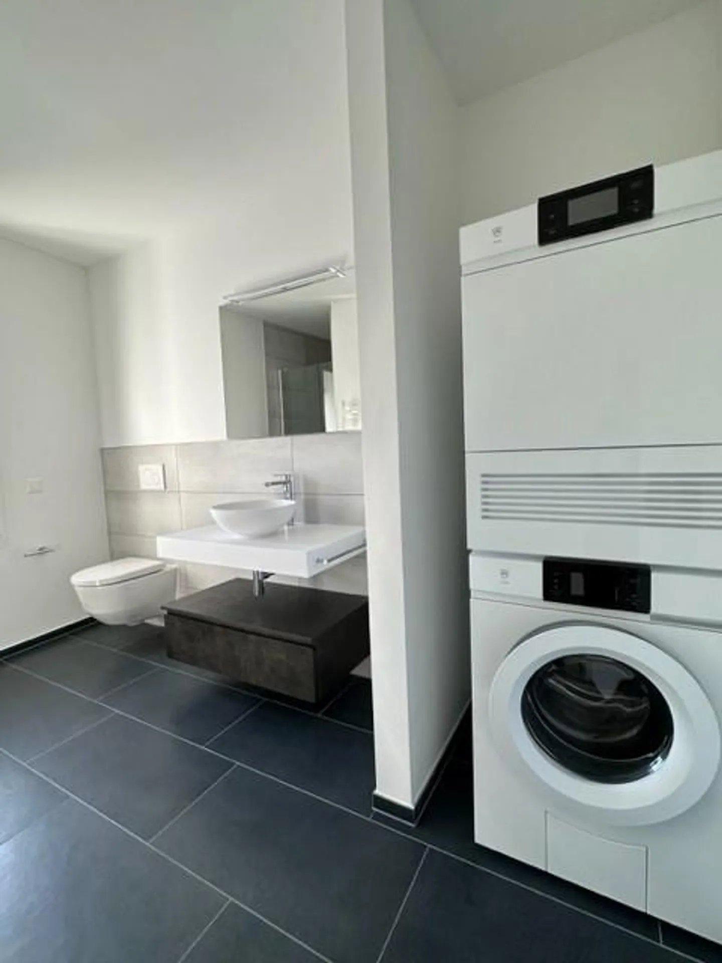 Splendide penthouse 2.5 pièces à Sant'Antonino - Photo 11 sur 17