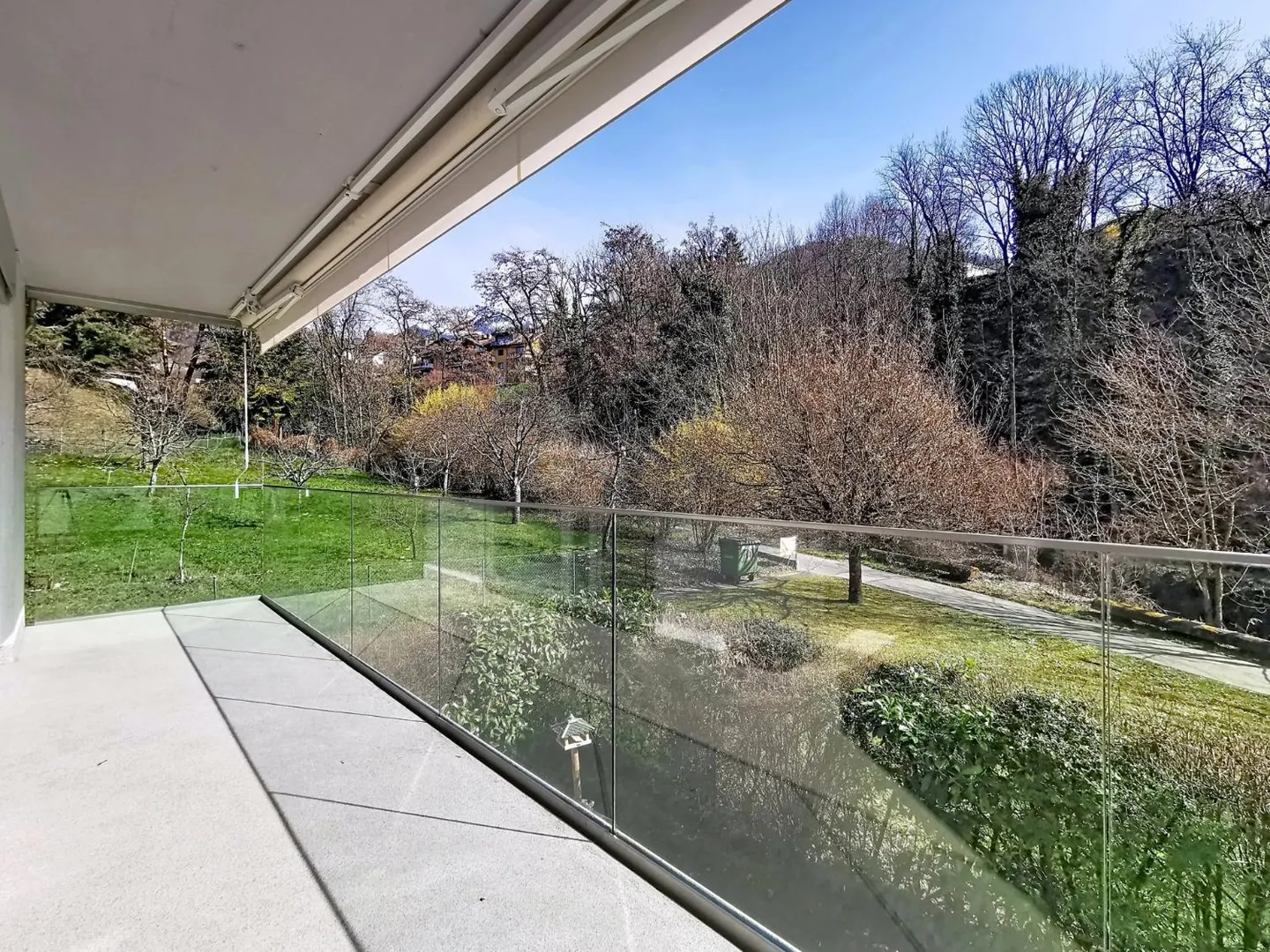 The Calm and Nature in the City - Photo 2 of 5