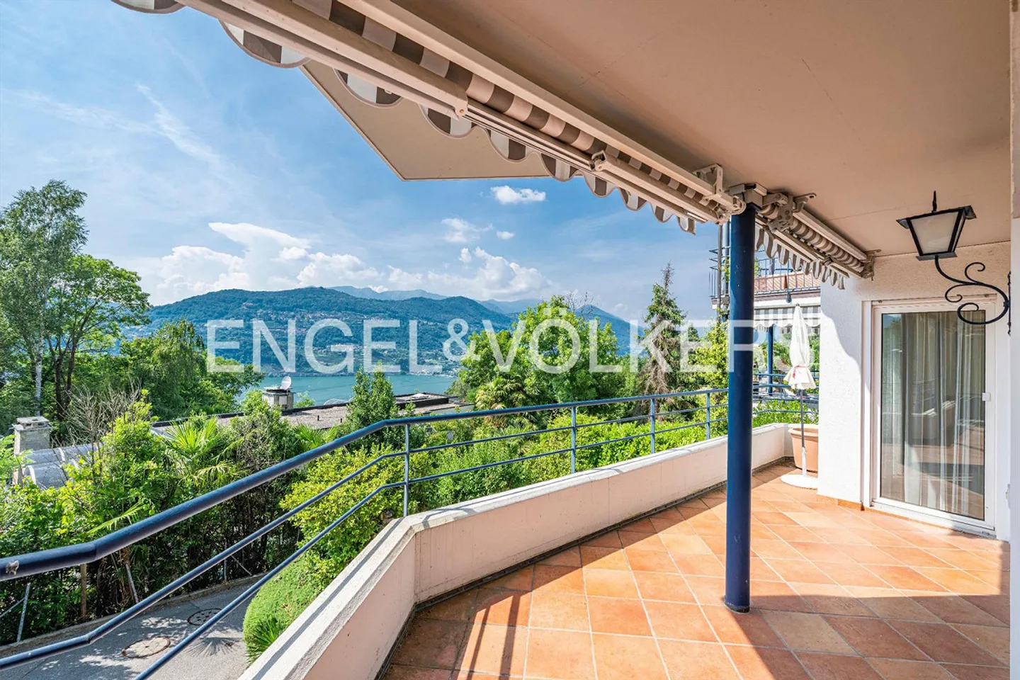 Wohnung mit Seeblick Terrasse - Foto 1 von 13